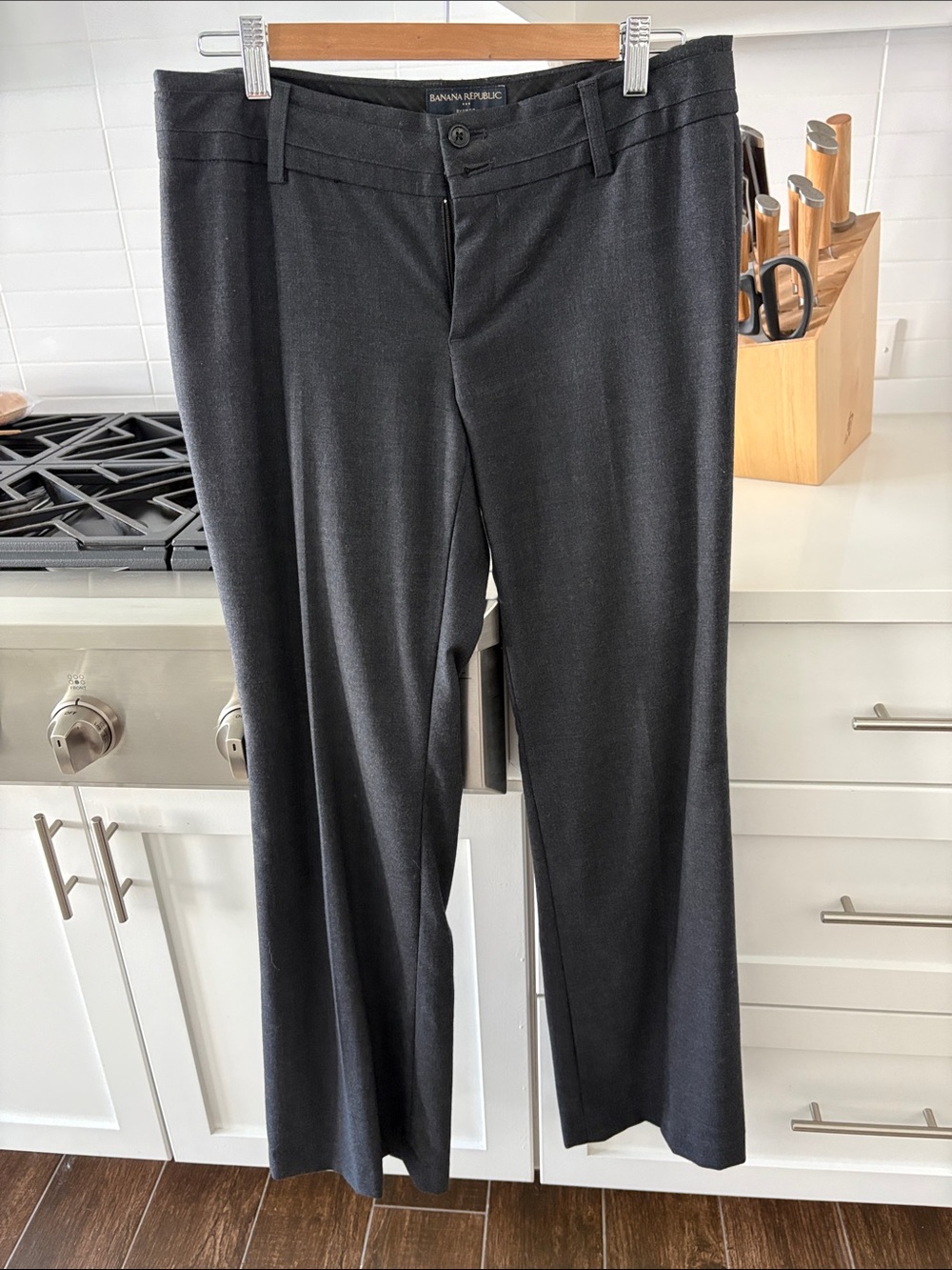 Banana Republic Women’s Charcoal Dress Pants